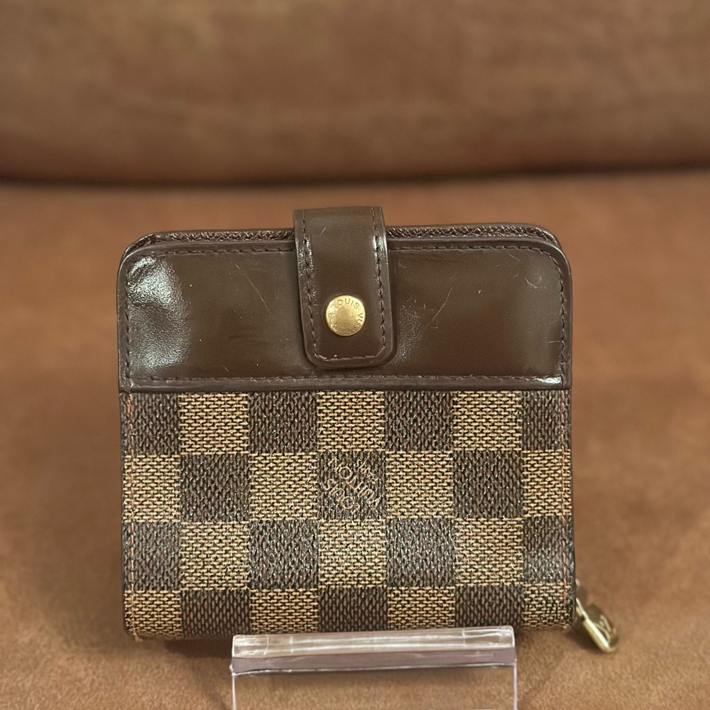 Louis Vuitton Damier Ebene Pattern Coated Canvas Compact Wallet - Picture 1 of 16